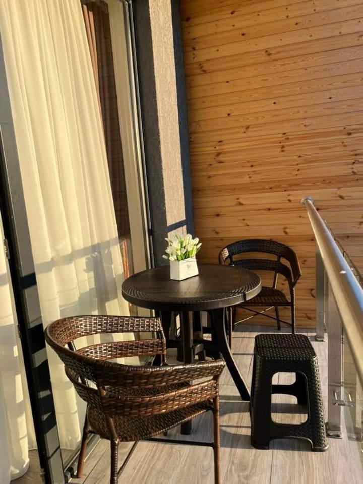 Apartment In Батуми Номер фото